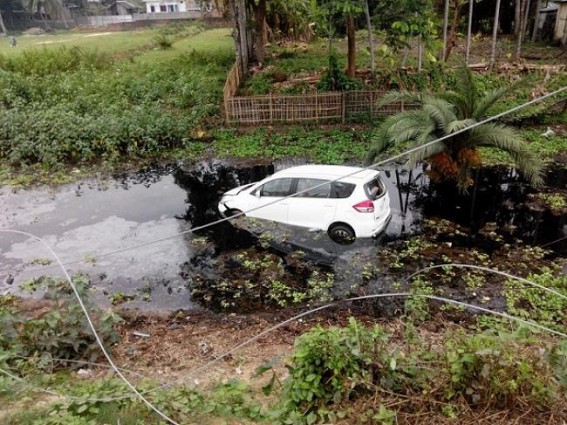 Udaipur : Drunk driver dive to canal, accused flee accident scene Udaipur : Drunk driver dive to canal, accused flee accident scene